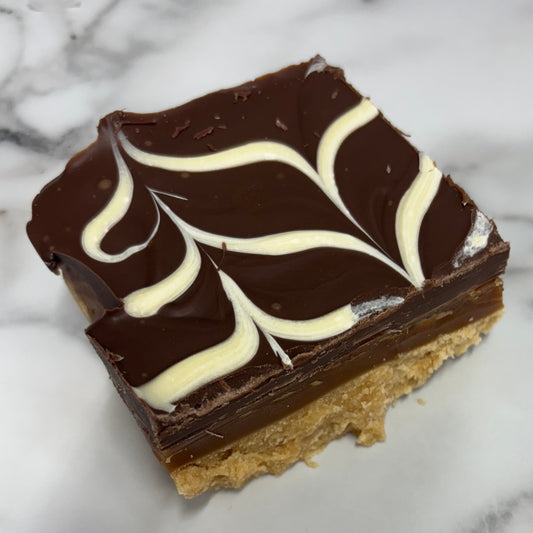 Millionaires shortbread slab