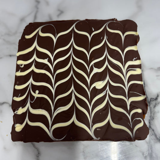 Millionaires shortbread slab